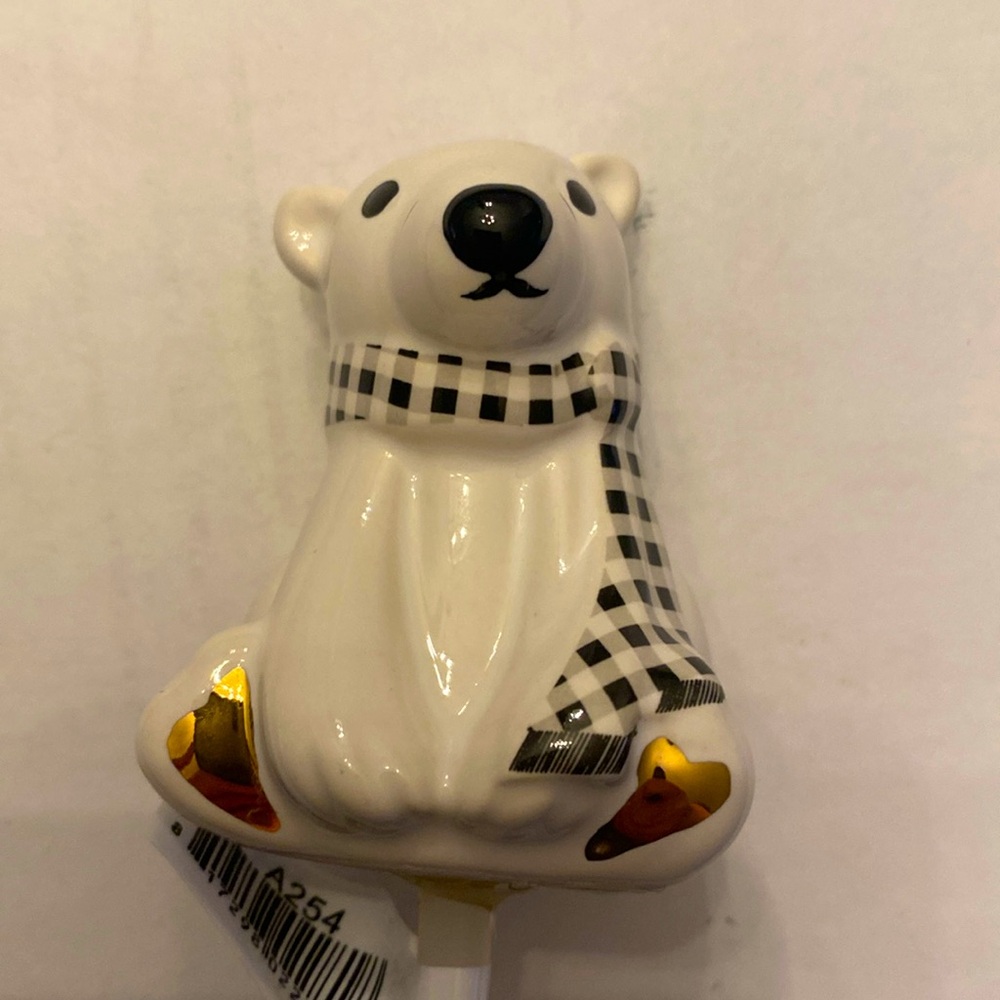Nora Fleming mini polar brrr
